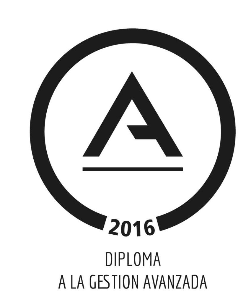 LORRA OBTIENE EL DIPLOMA EN GESTIÓN AVANZADA