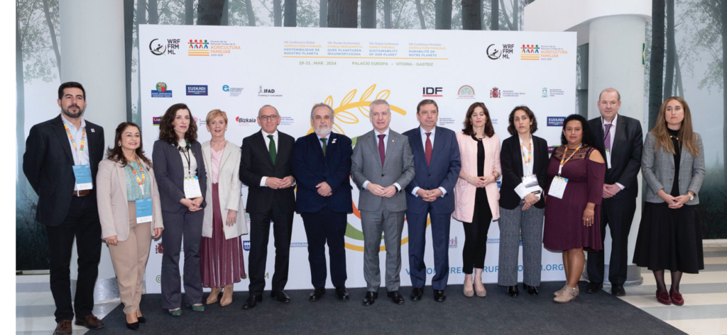 FAMILIA NEKAZARITZAREN BIDERAGARRITASUNA BERMATZEA: LANDA MUNDUAREN ETORKIZUNA ZIURTATZEKO KONPROMISO SAIHETSEZINA