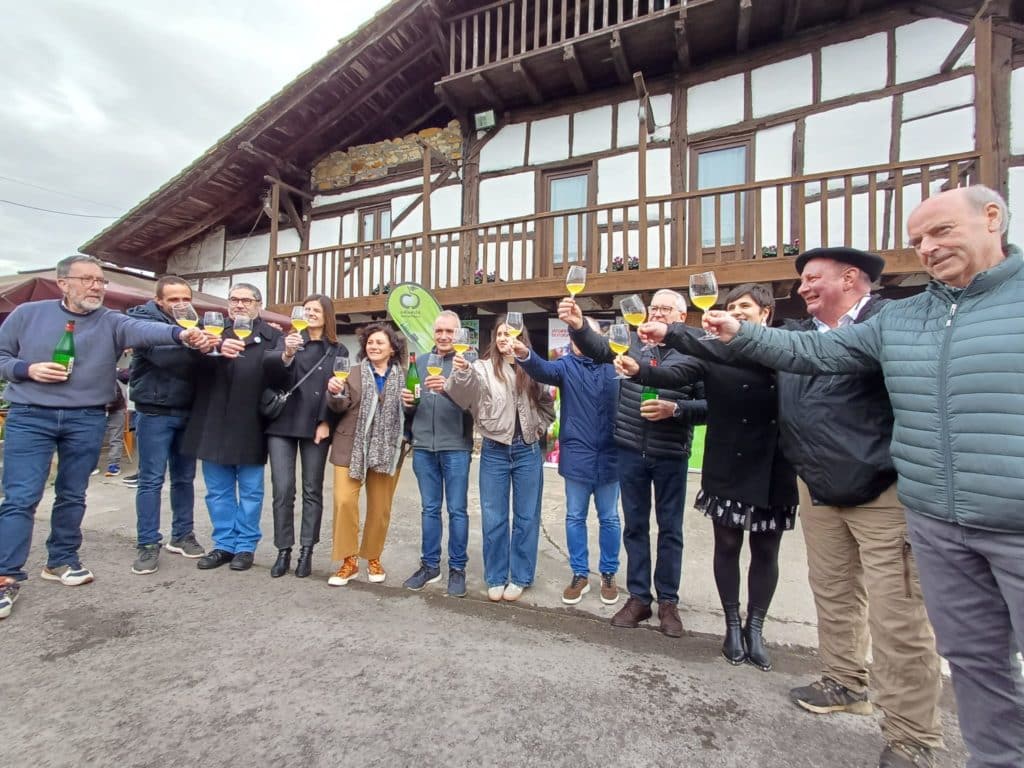 Sagardoaren denboraldi berria hasi da Bizkaian